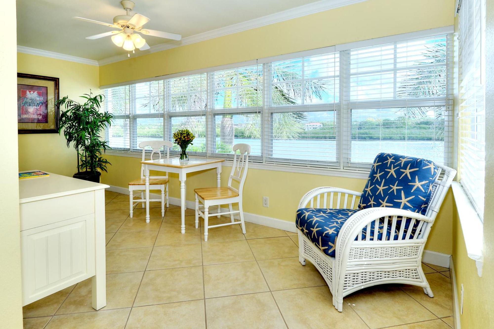 One-Bedroom Condo - Non-Smoking