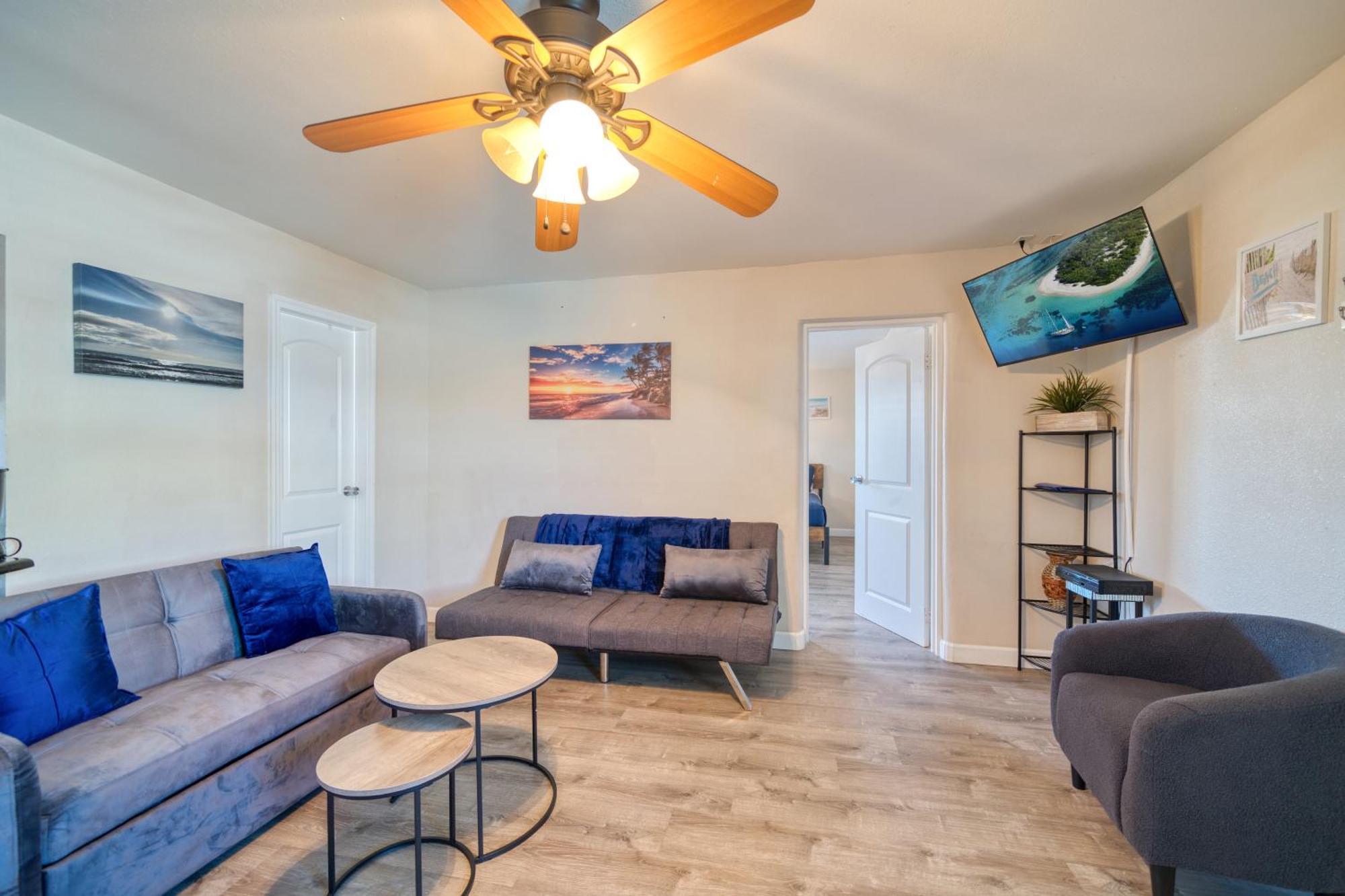 One-Bedroom Queen Suite with Sofa Bed