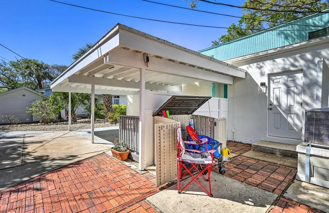 Tropical Waterfront Home: Central Location!-1