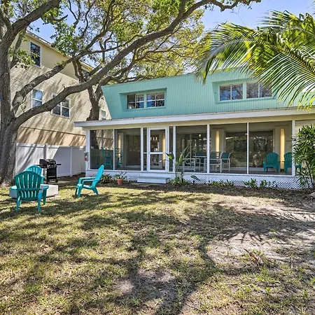 Tropical Waterfront Home: Central Location!-3