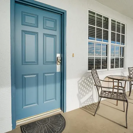2 Blocks To Clearwater Beach: Walkable Coastal Gem-3